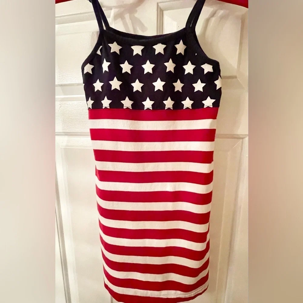 OSHKOSH girls size 6 Americana Flag design dress. White stars have glitter.